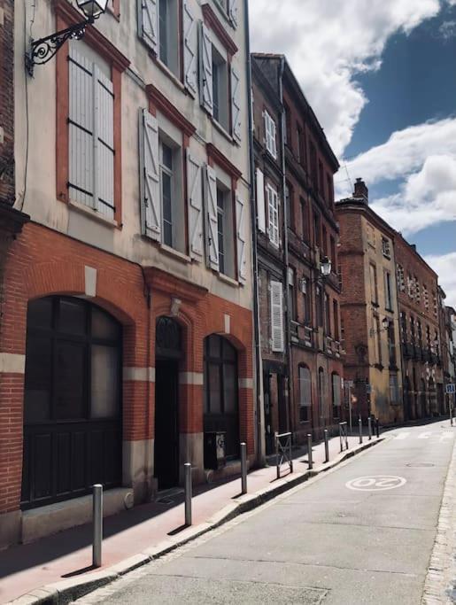 Logement De Charme Aux Carmes Toulouse Exterior foto